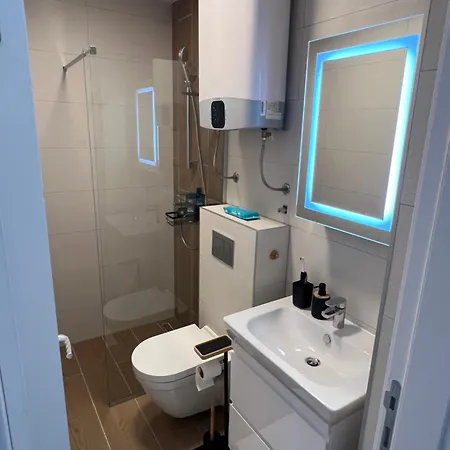 Triplex Bb Apartment